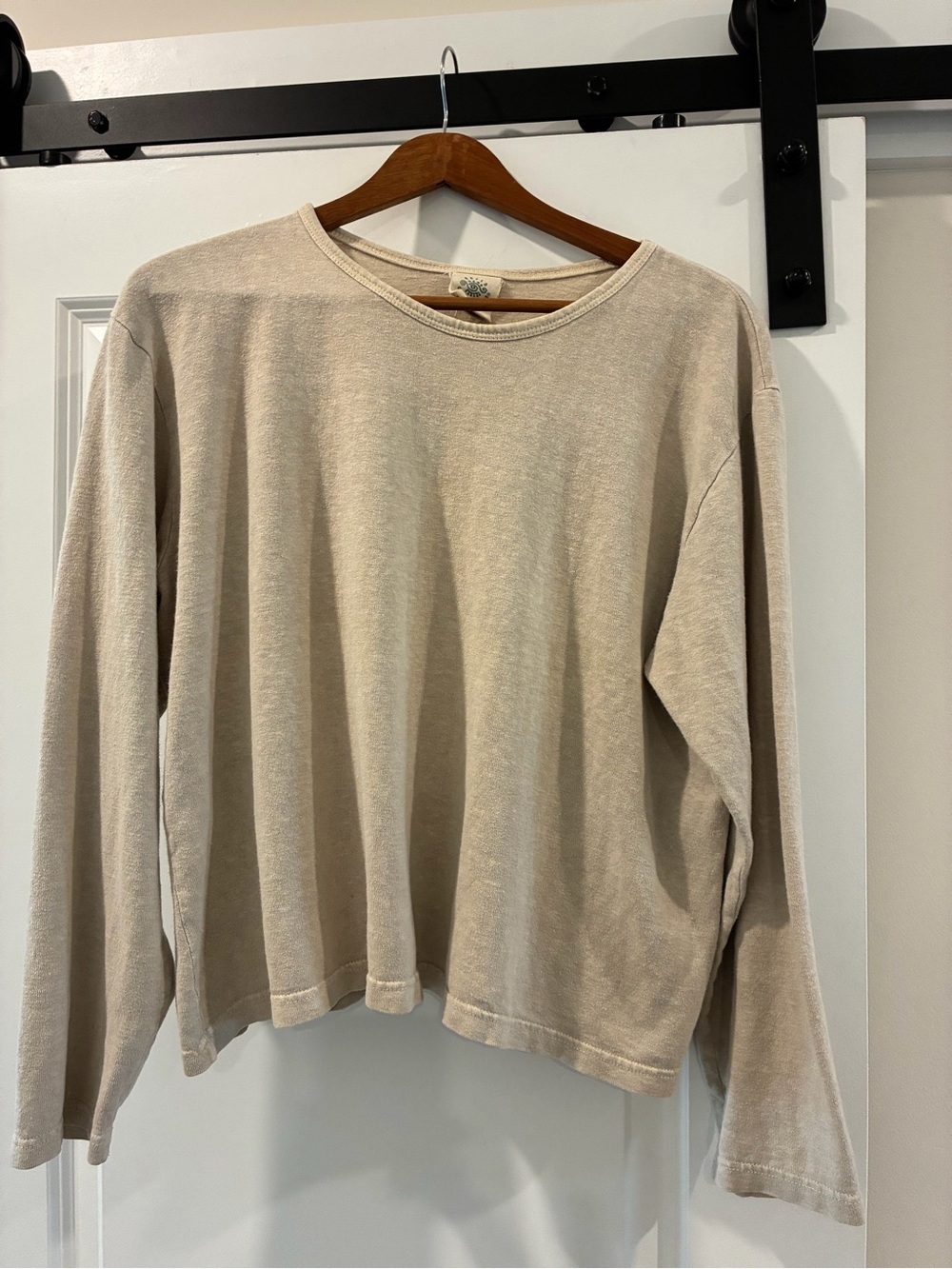 XL Long Sleeve Hemp Organic cotton pullover Tee in Light Beige